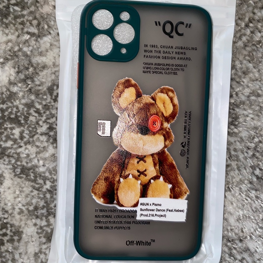 Shein iPhone 12 Pro off white cellphone case